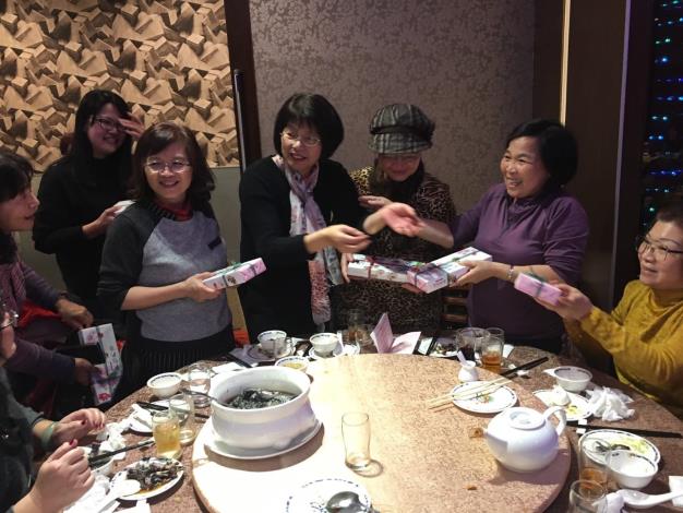 新莊地政年終尾牙餐敘4