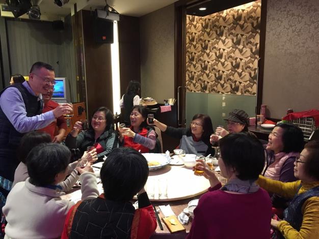 新莊地政年終尾牙餐敘3